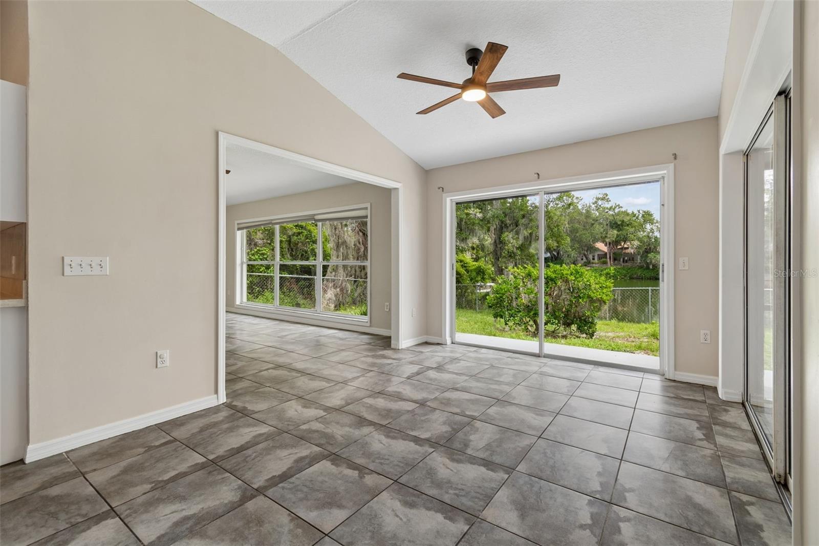 CHRISTINA WOODS PH 06 - Residential Lease