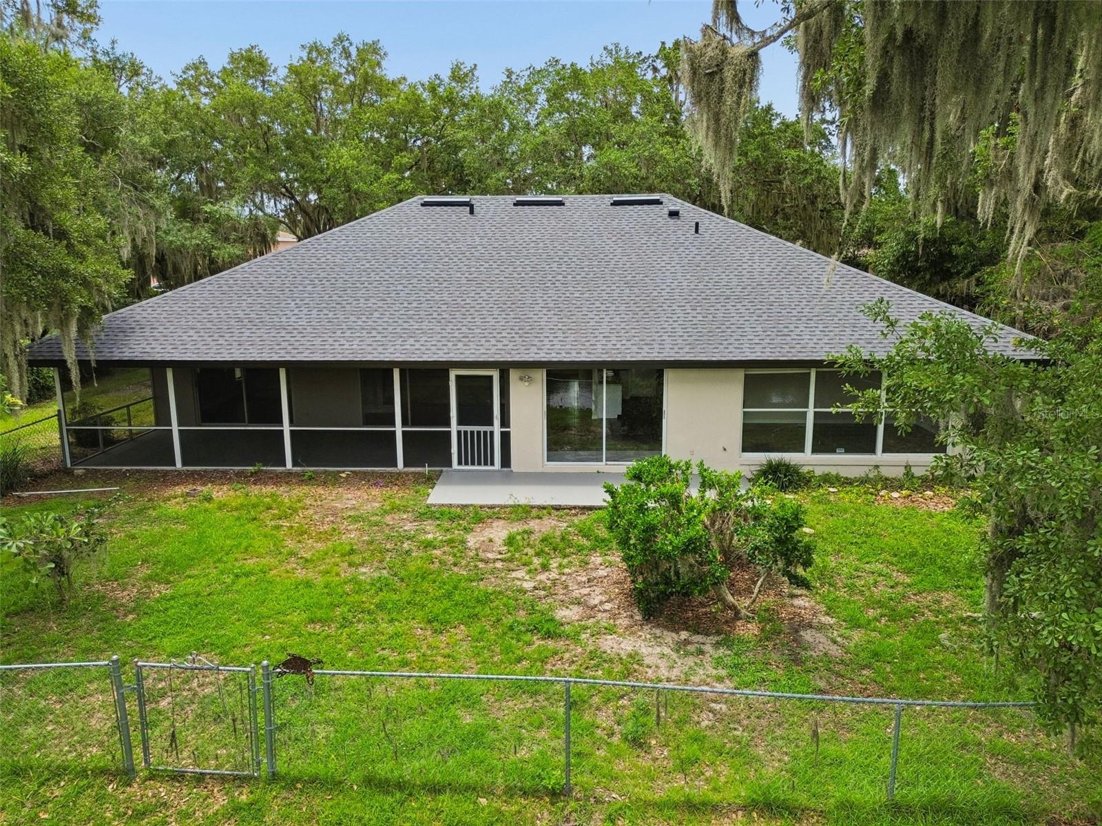 CHRISTINA WOODS PH 06 - Residential Lease