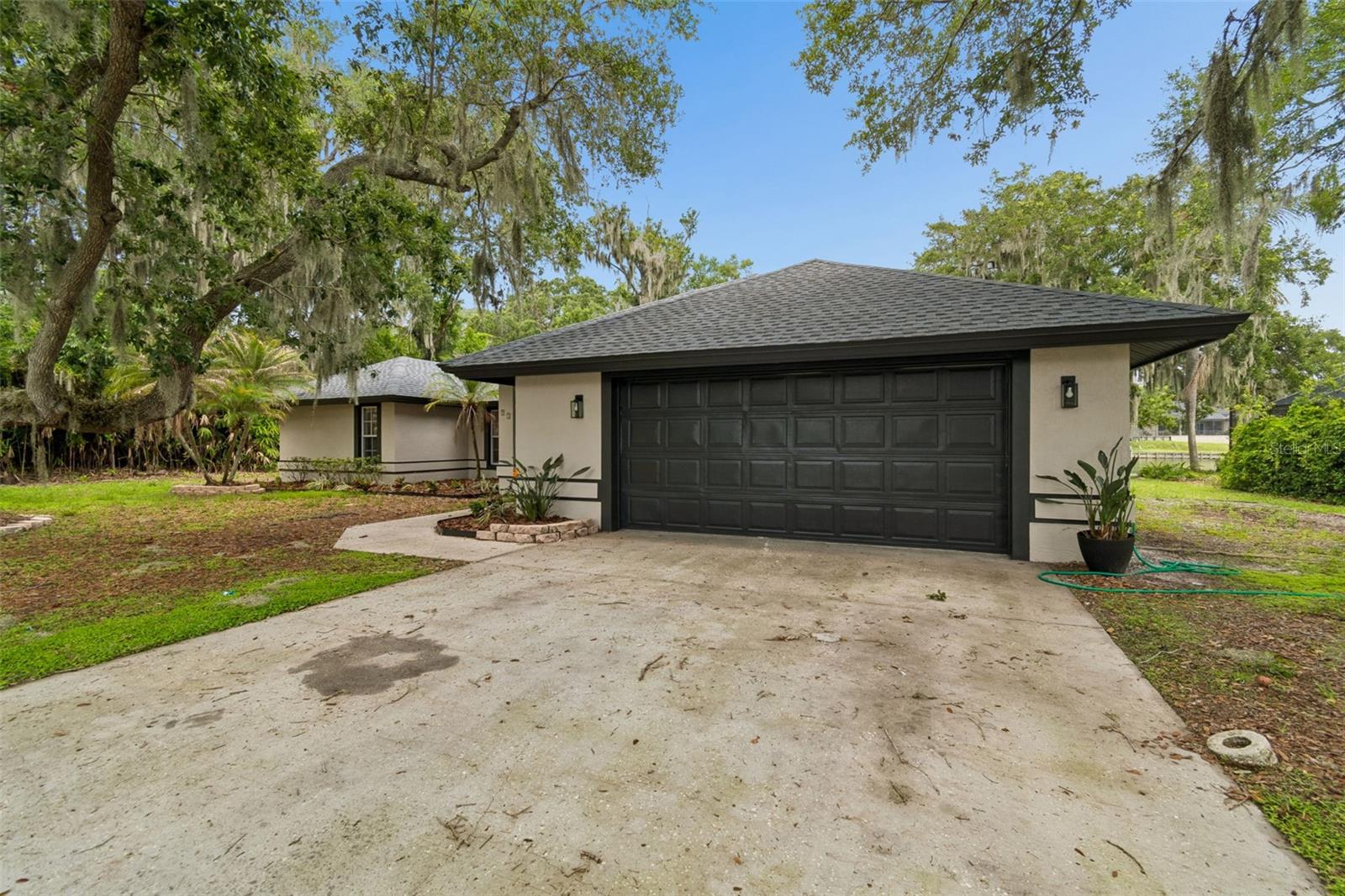 CHRISTINA WOODS PH 06 - Residential Lease