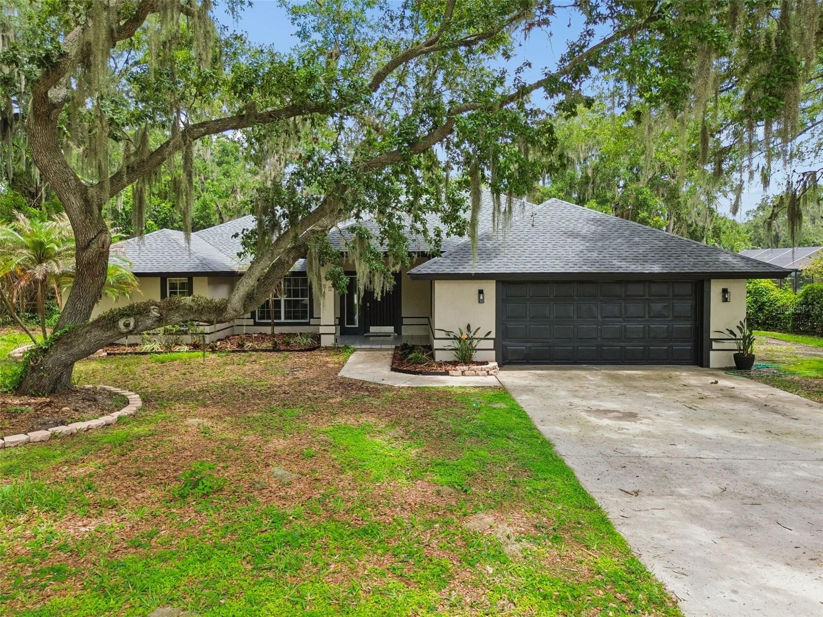 CHRISTINA WOODS PH 06 - Residential Lease