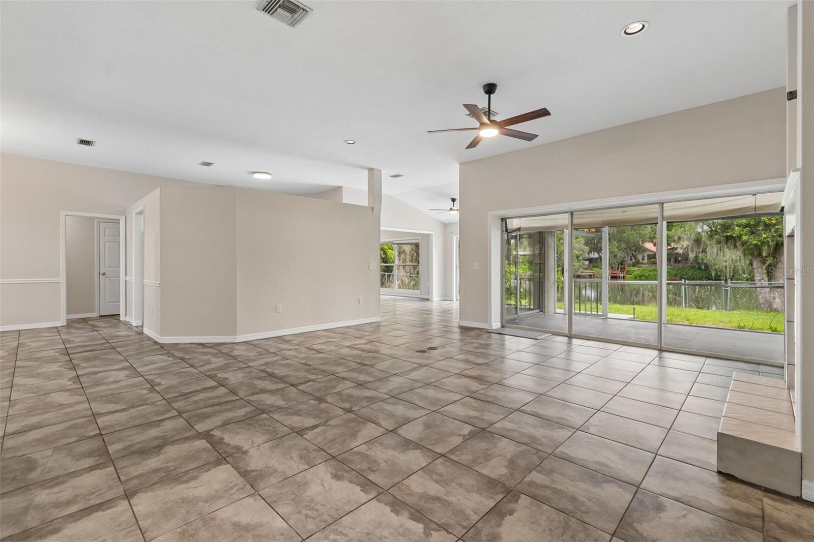 CHRISTINA WOODS PH 06 - Residential Lease