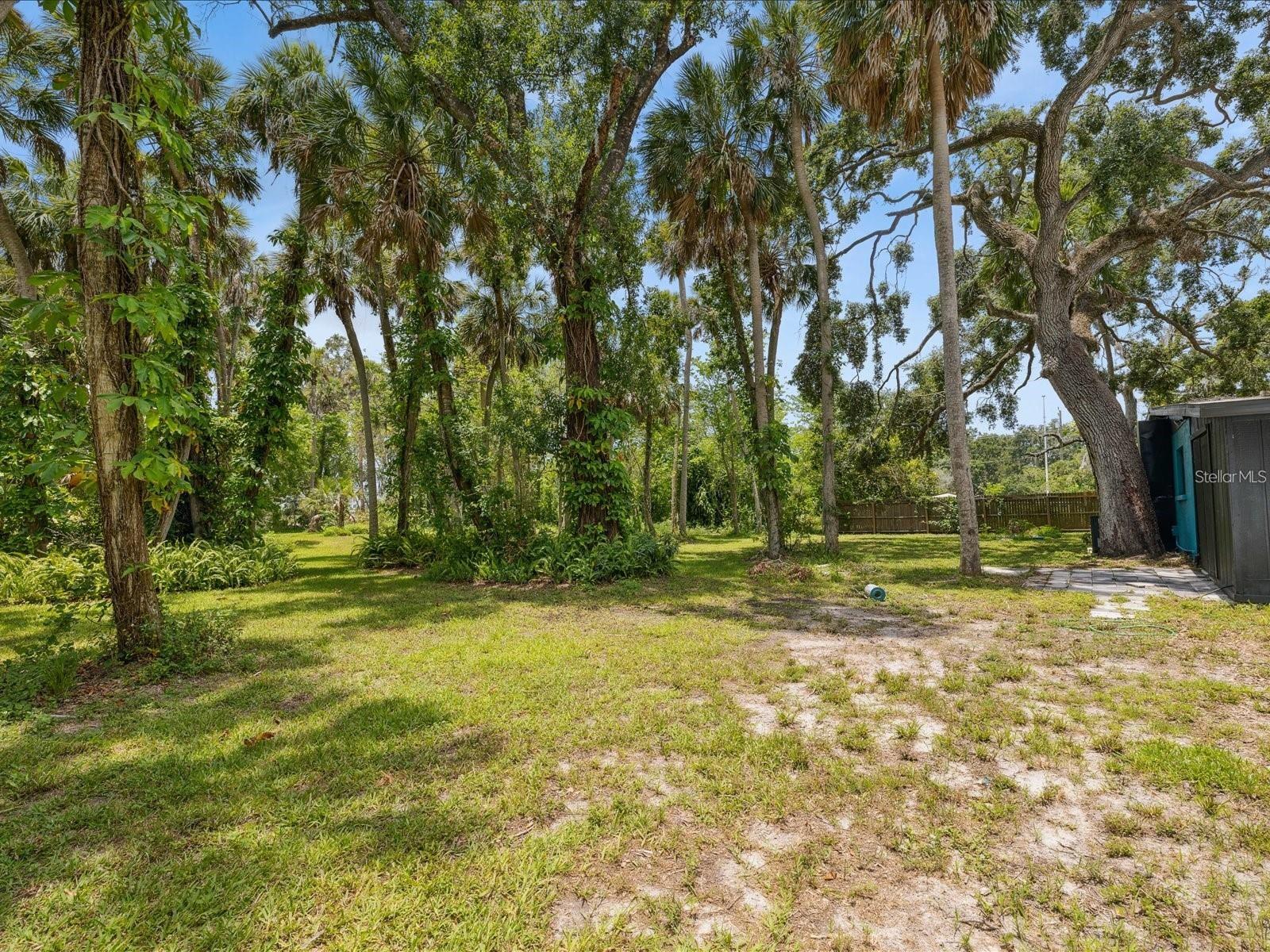 ACREAGE & UNREC - Residential