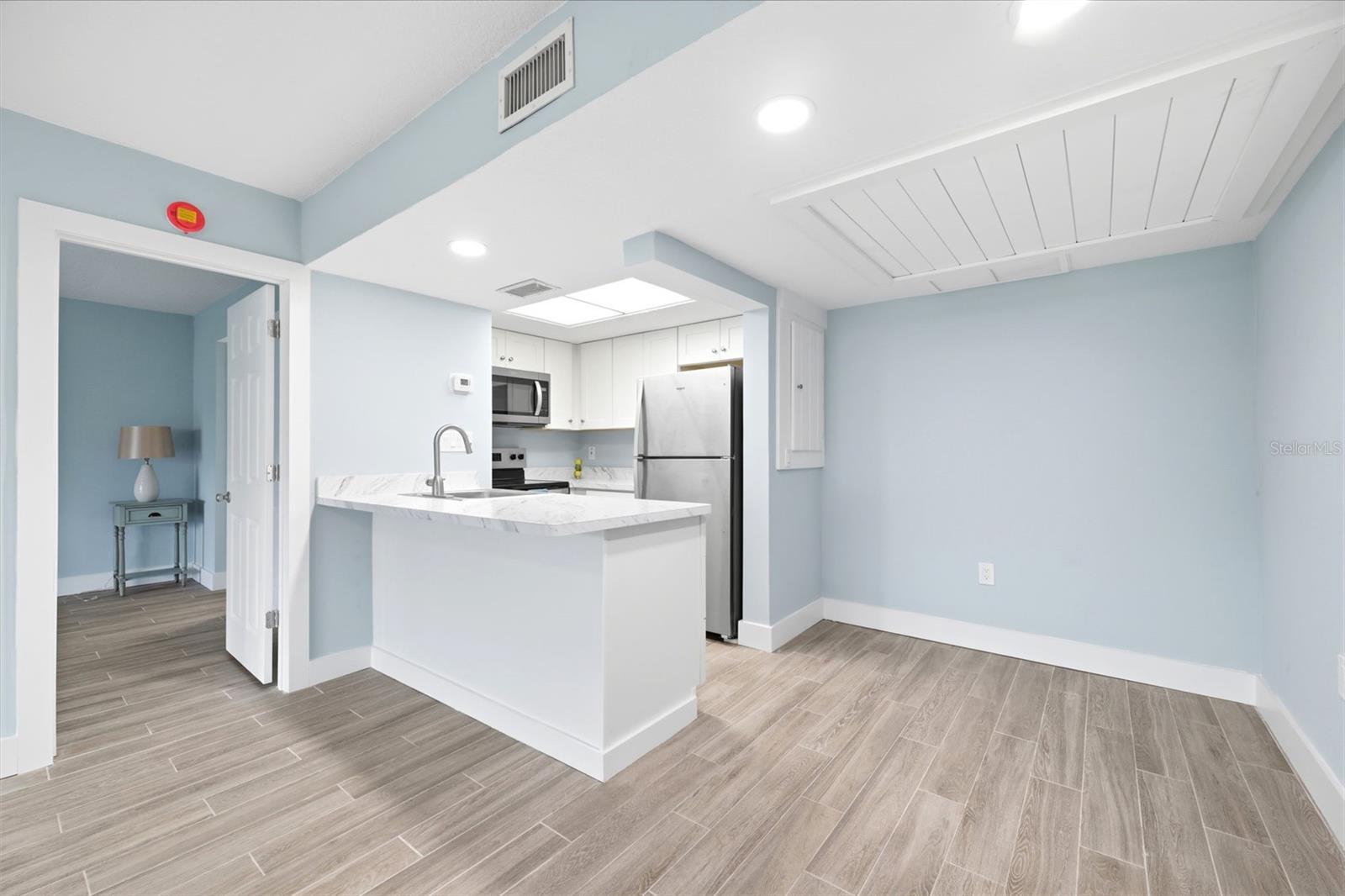 GULF HARBORS CONDO SEC 17 - Residential