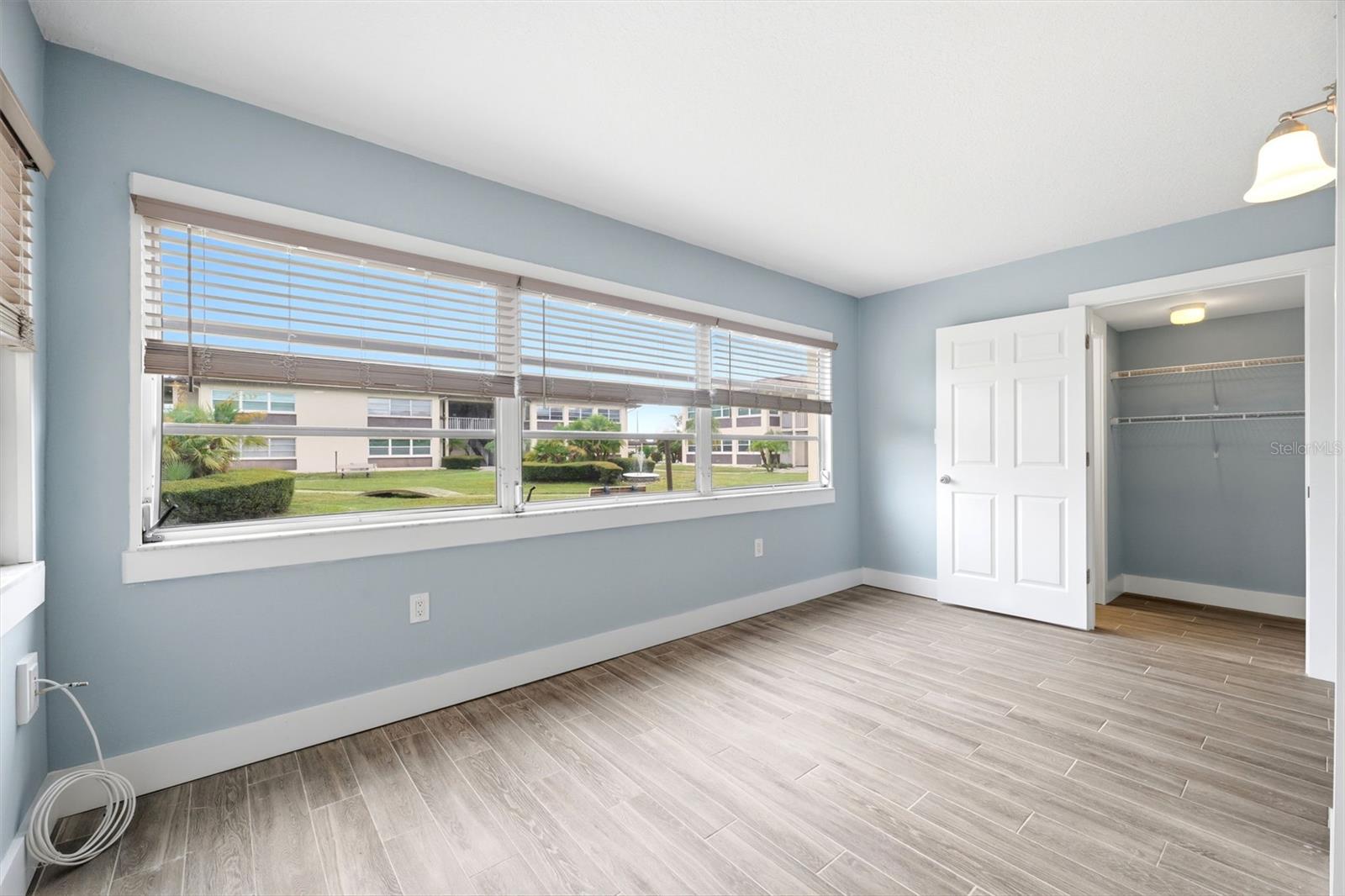GULF HARBORS CONDO SEC 17 - Residential