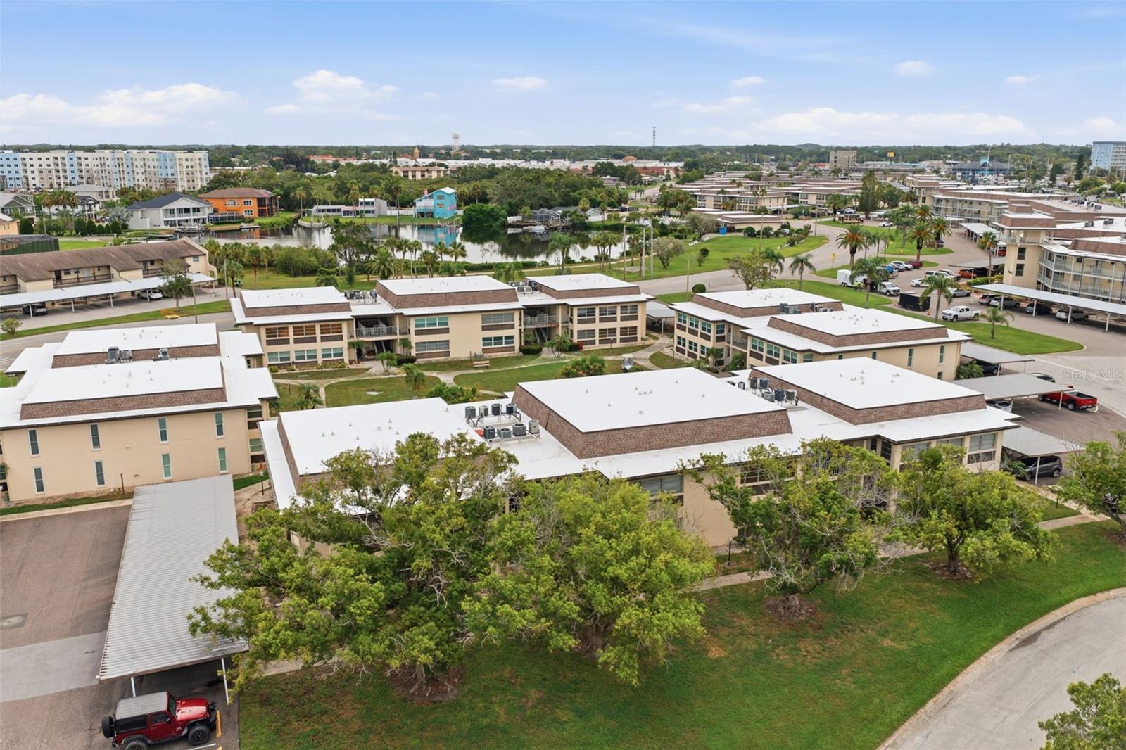 GULF HARBORS CONDO SEC 17 - Residential