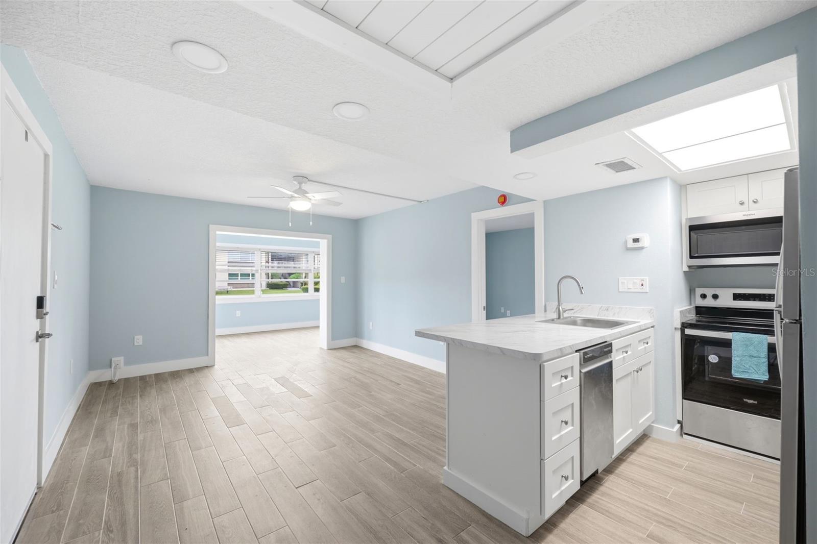 GULF HARBORS CONDO SEC 17 - Residential