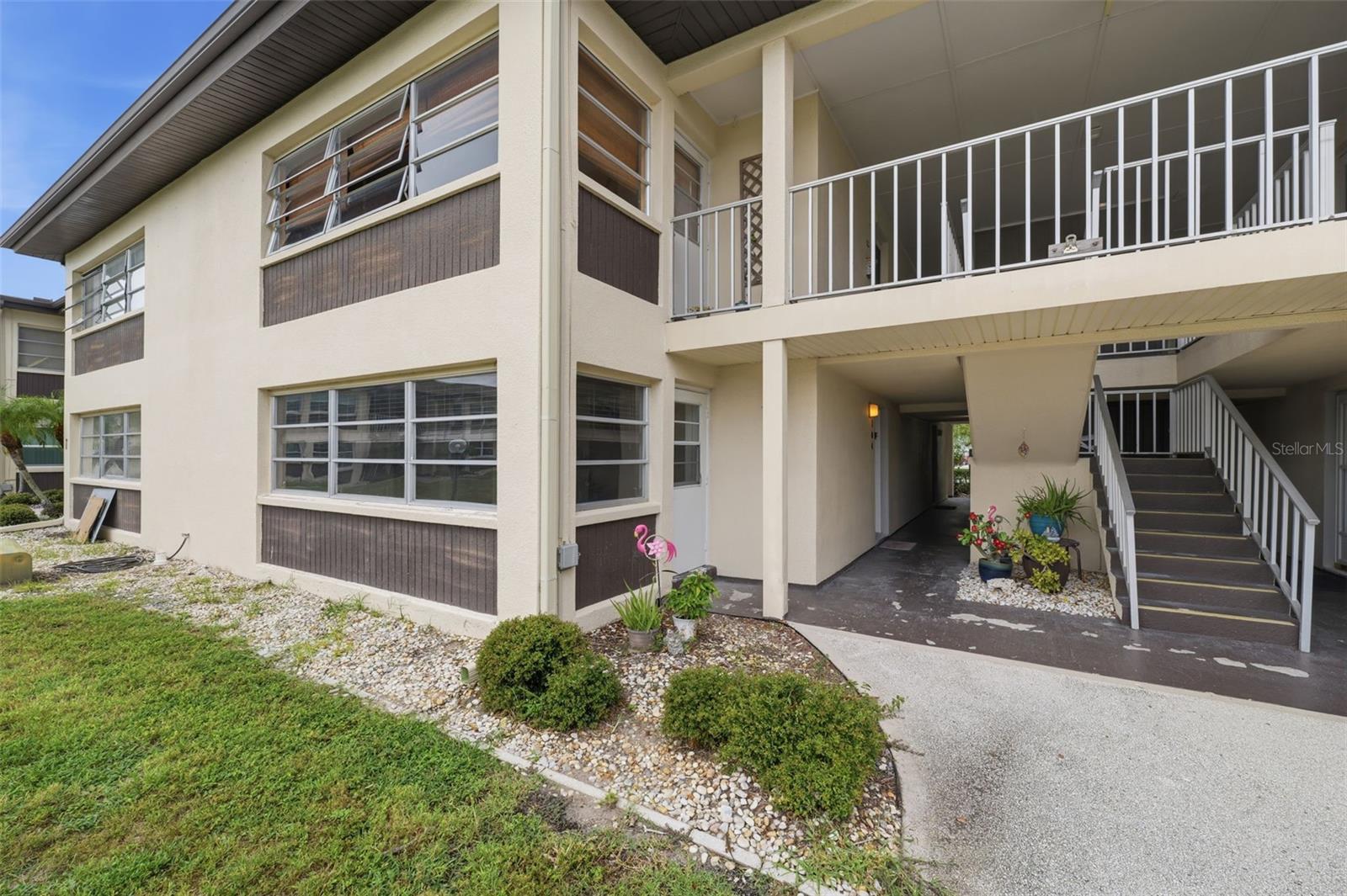 GULF HARBORS CONDO SEC 17 - Residential