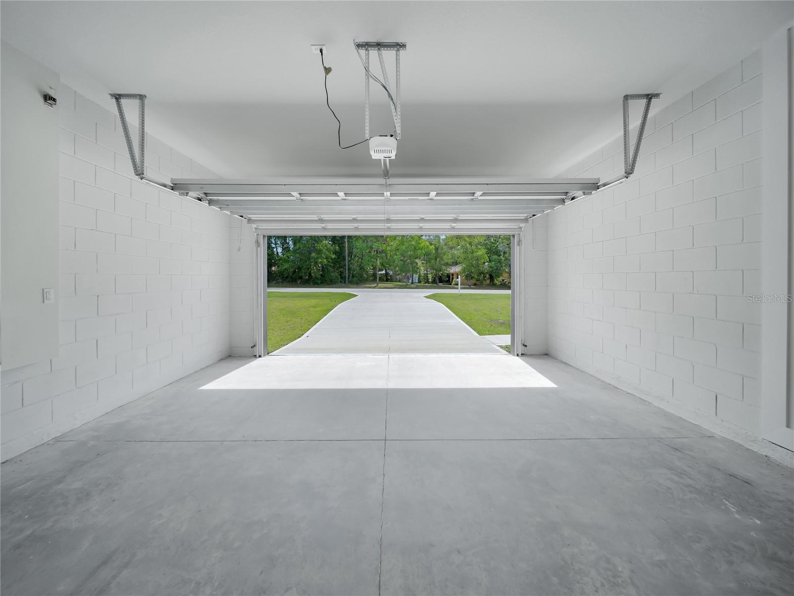CITRUS SPGS UNIT 06 - Residential