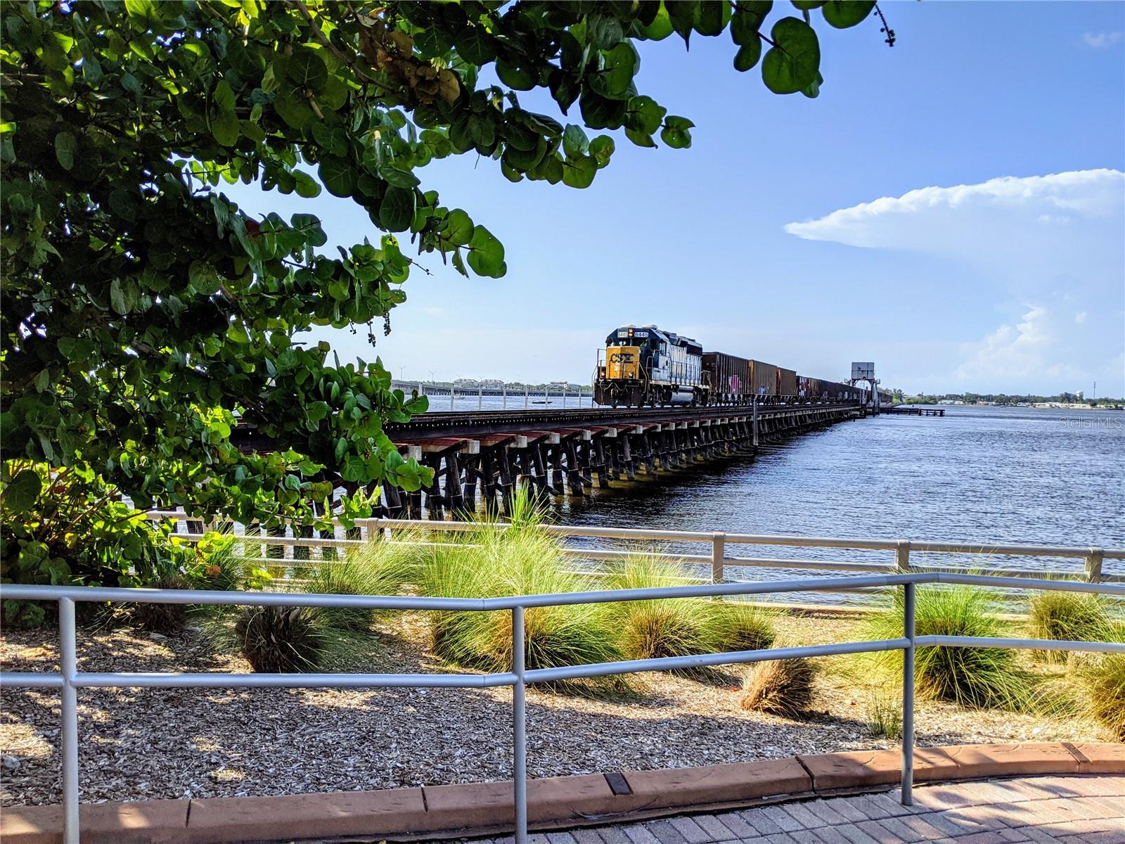 BAYSHORE GARDENS APTS 6 - Residential