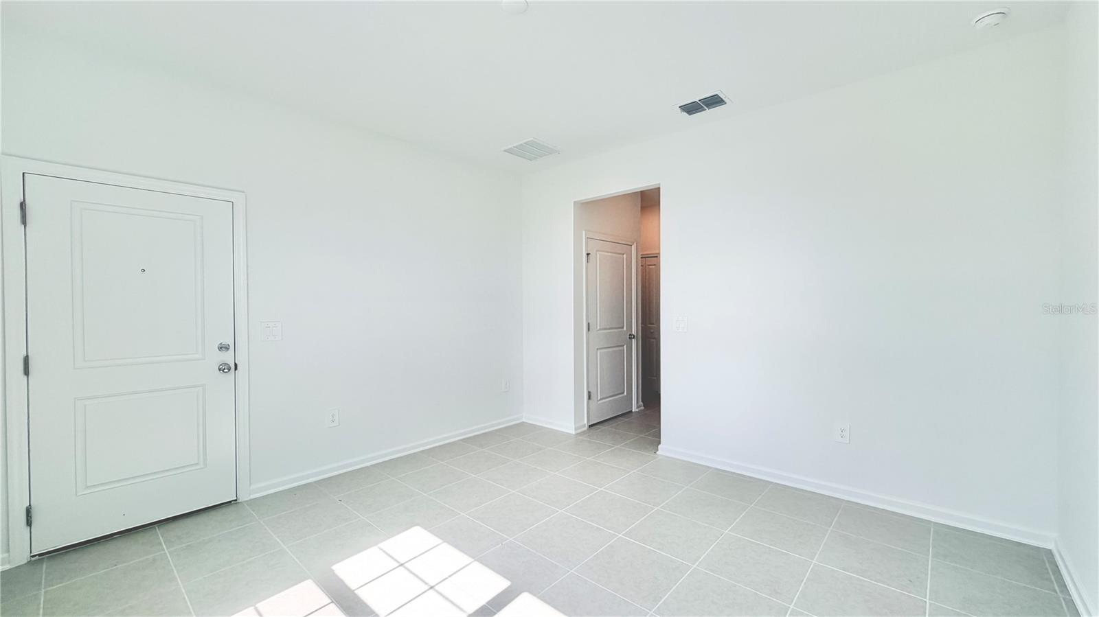 CROSSWINDS 50'S - Residential Lease
