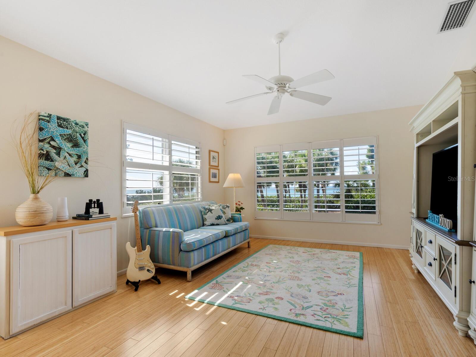 CASEY KEY - Residential