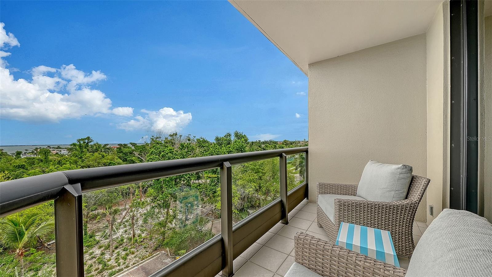 WATER CLUB 01 AT LONGBOAT KEY - Residential