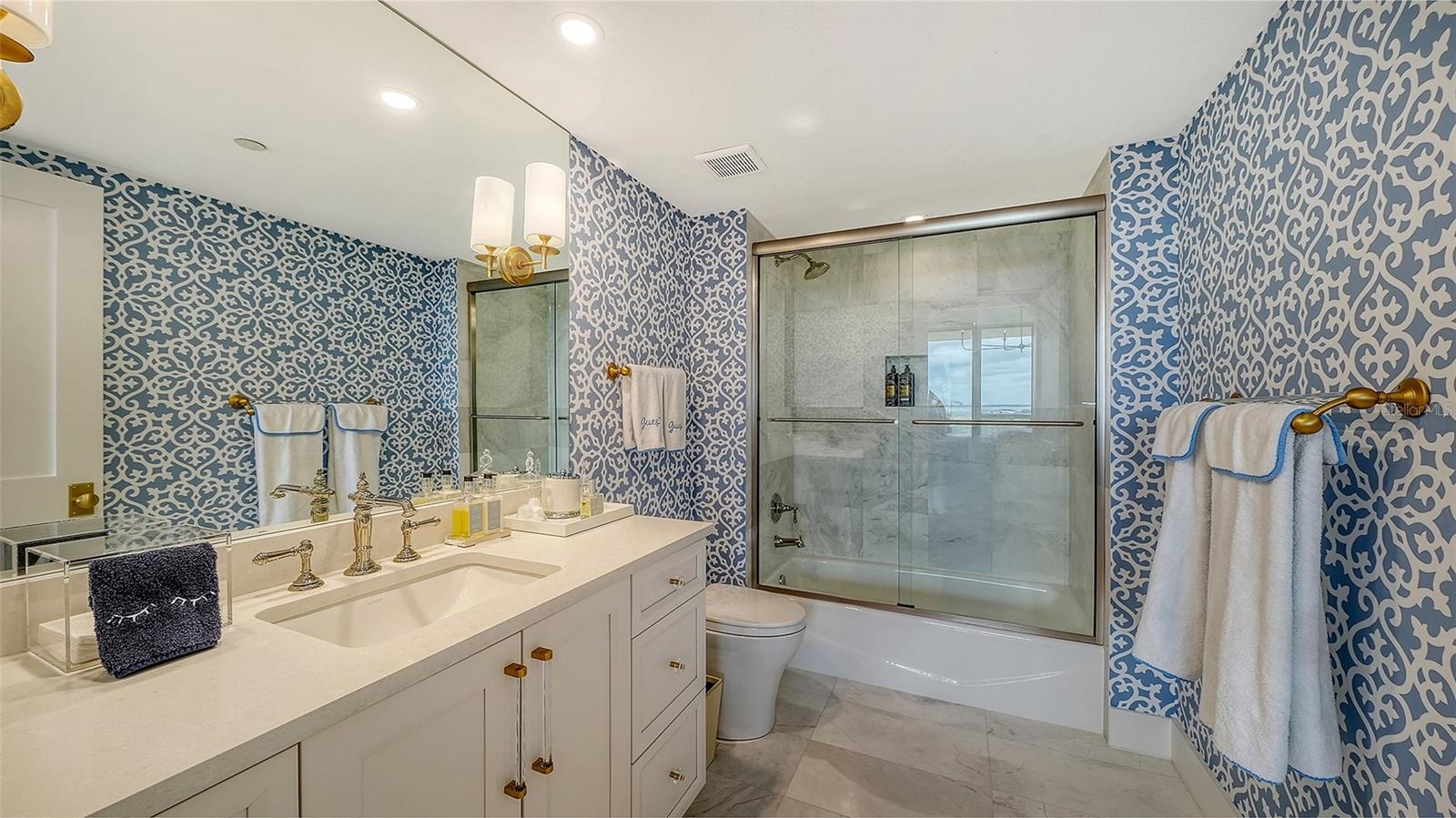 WATER CLUB 01 AT LONGBOAT KEY - Residential