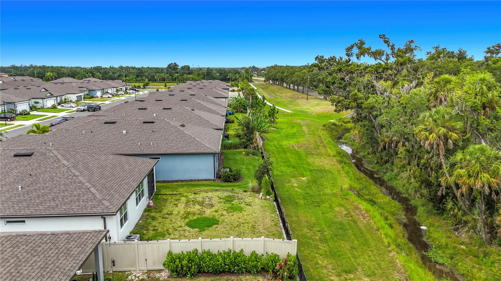BREAKWATER - Residential