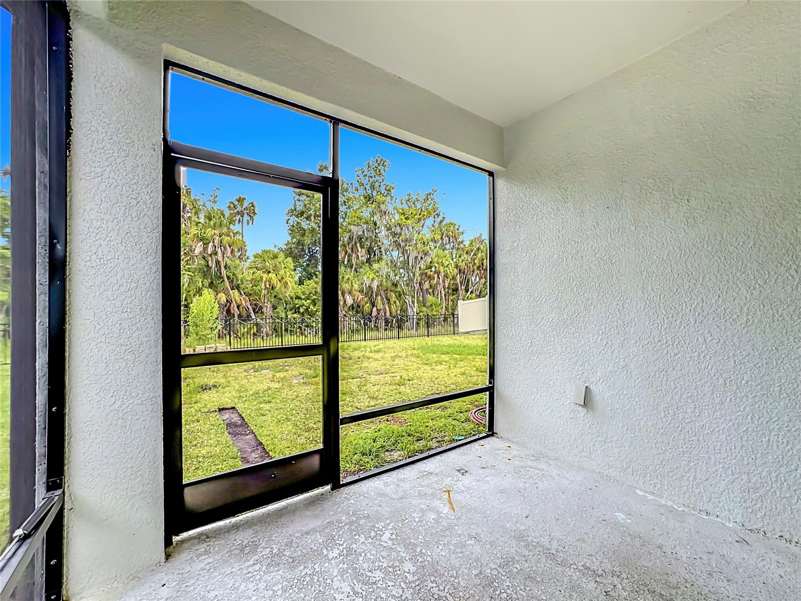 BREAKWATER - Residential