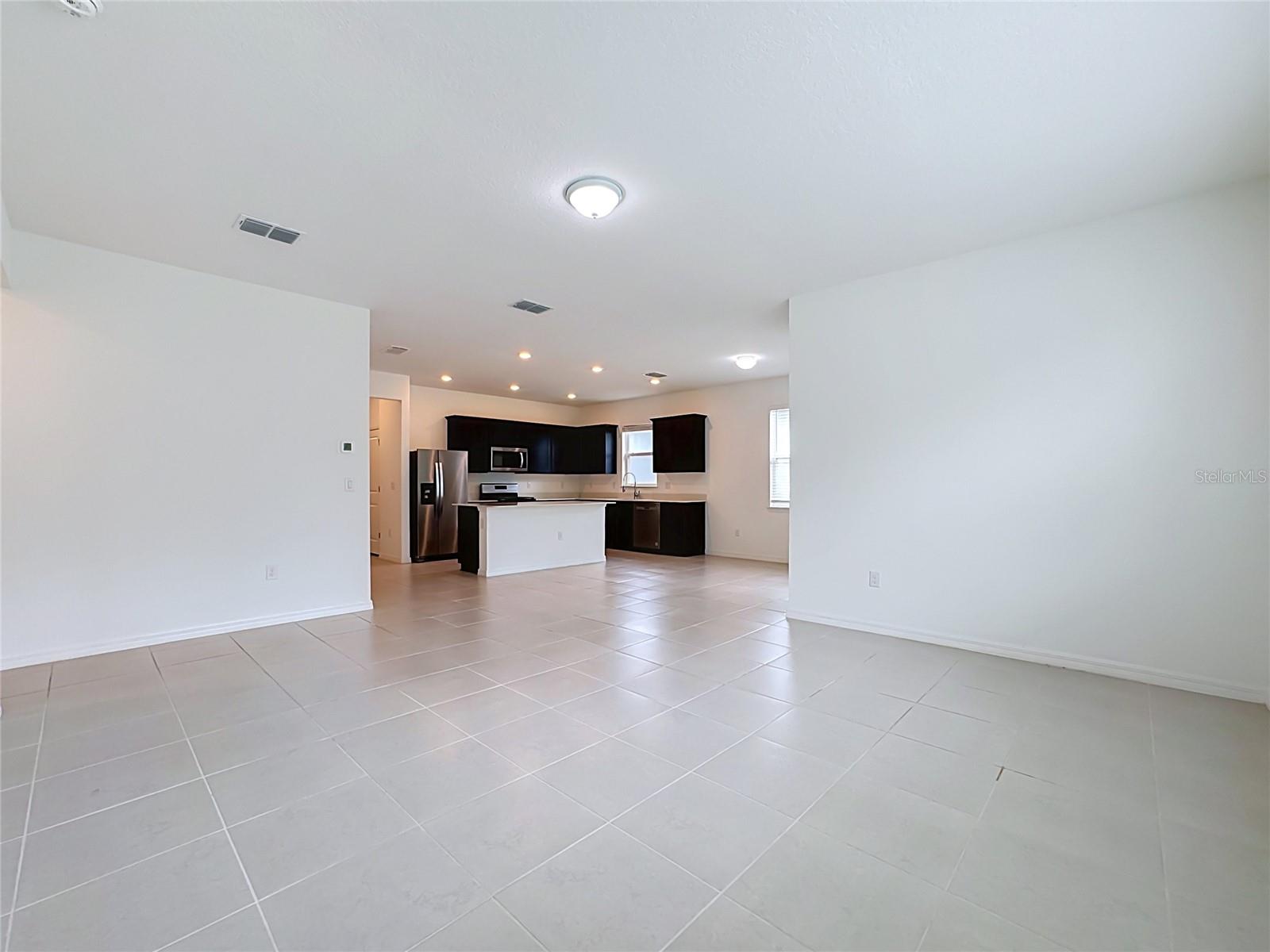 BREAKWATER - Residential