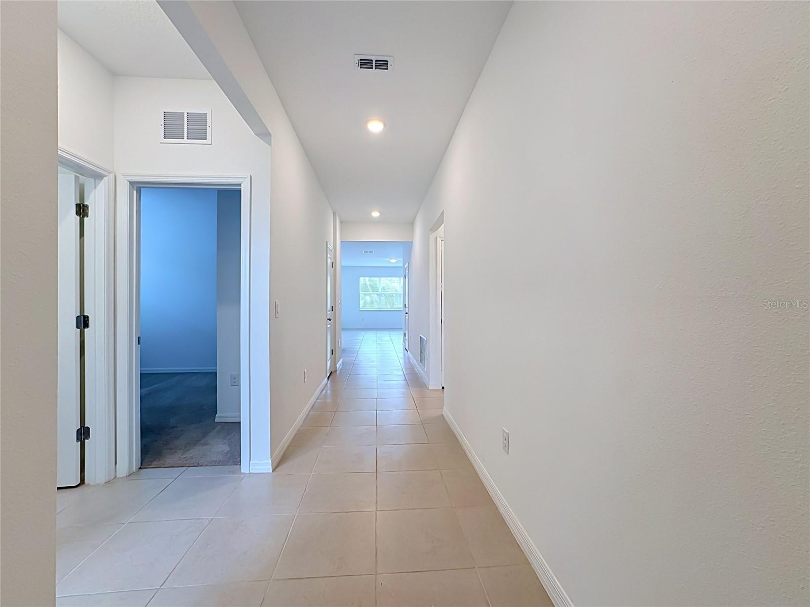 BREAKWATER - Residential
