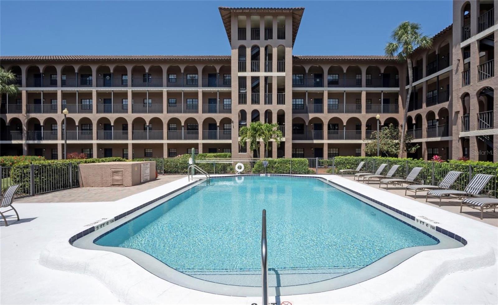 GOLFVIEW I CONDO - Residential
