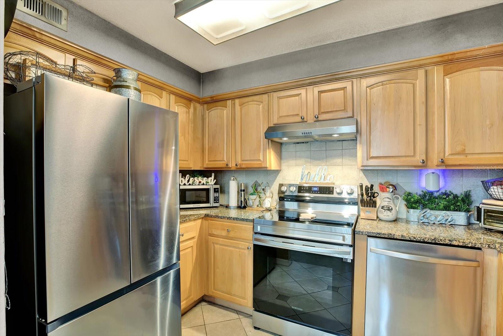 GOLFVIEW I CONDO - Residential