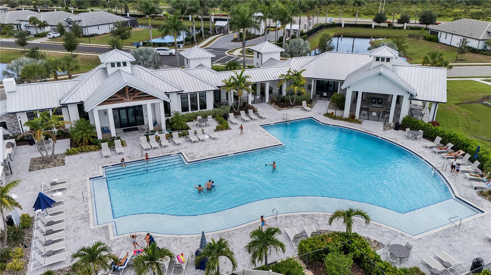 SWEETWATER AT LAKEWOOD RANCH PH I & II - Residential