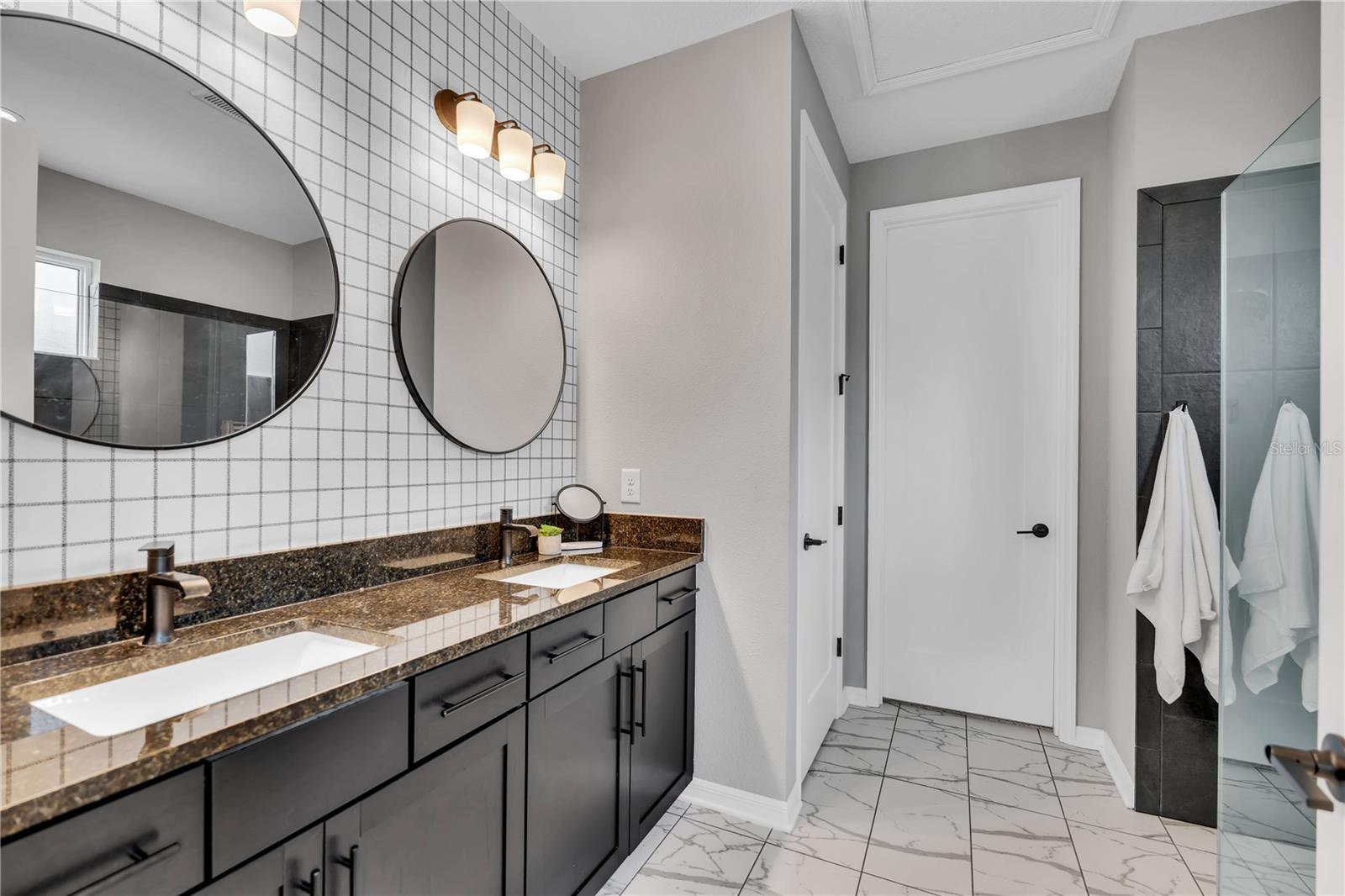 SWEETWATER AT LAKEWOOD RANCH PH I & II - Residential