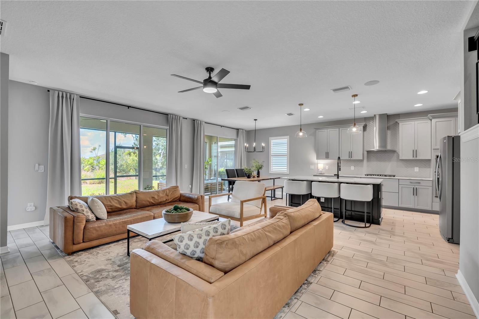 SWEETWATER AT LAKEWOOD RANCH PH I & II - Residential