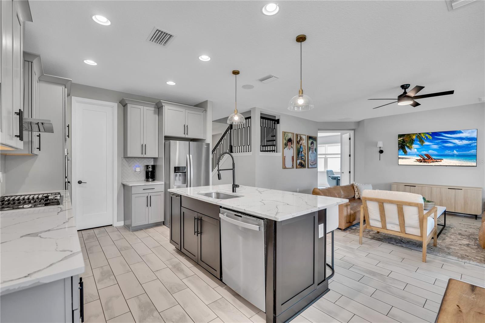 SWEETWATER AT LAKEWOOD RANCH PH I & II - Residential