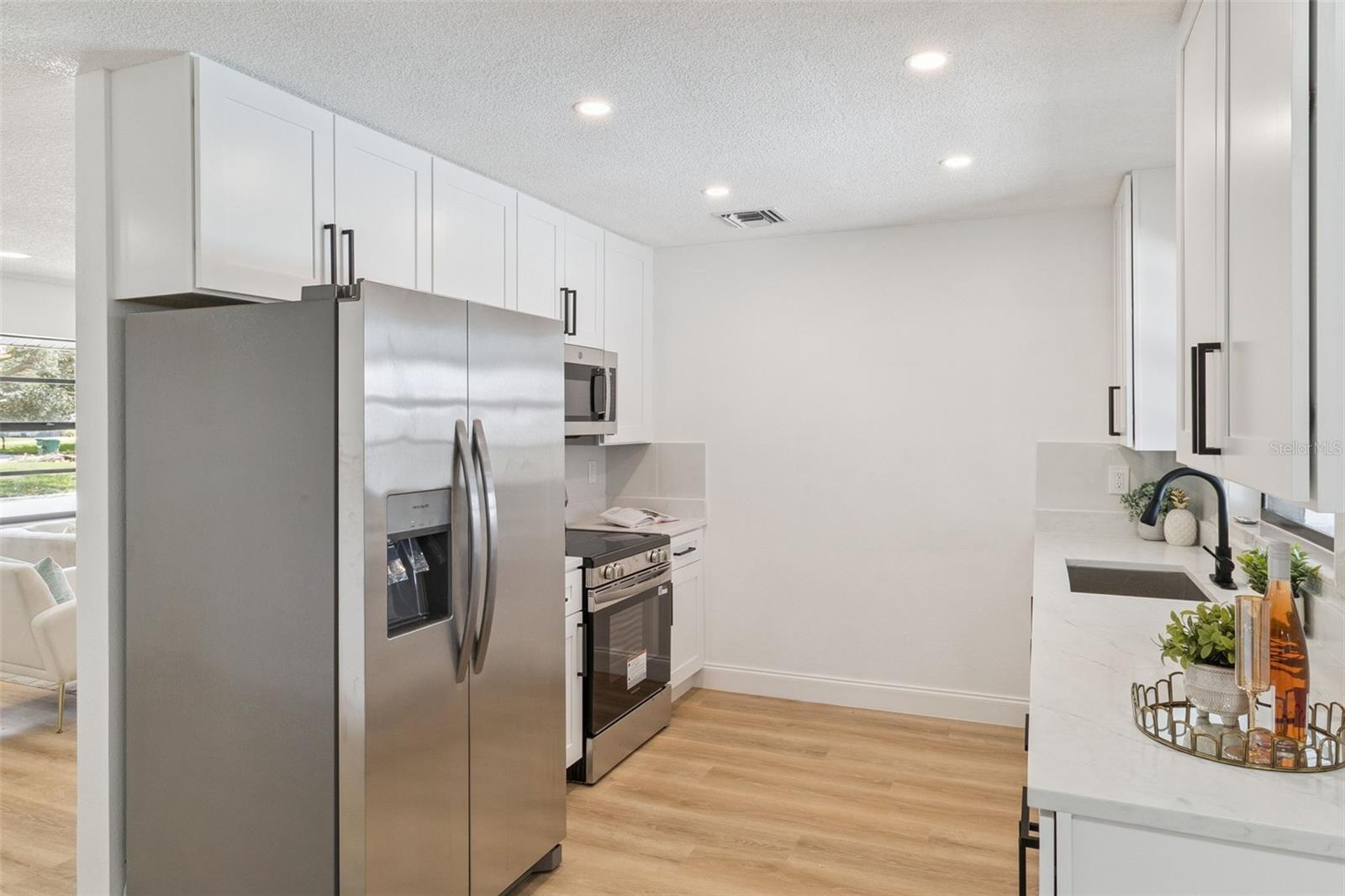 RIVIERA 1ST ADD - Residential