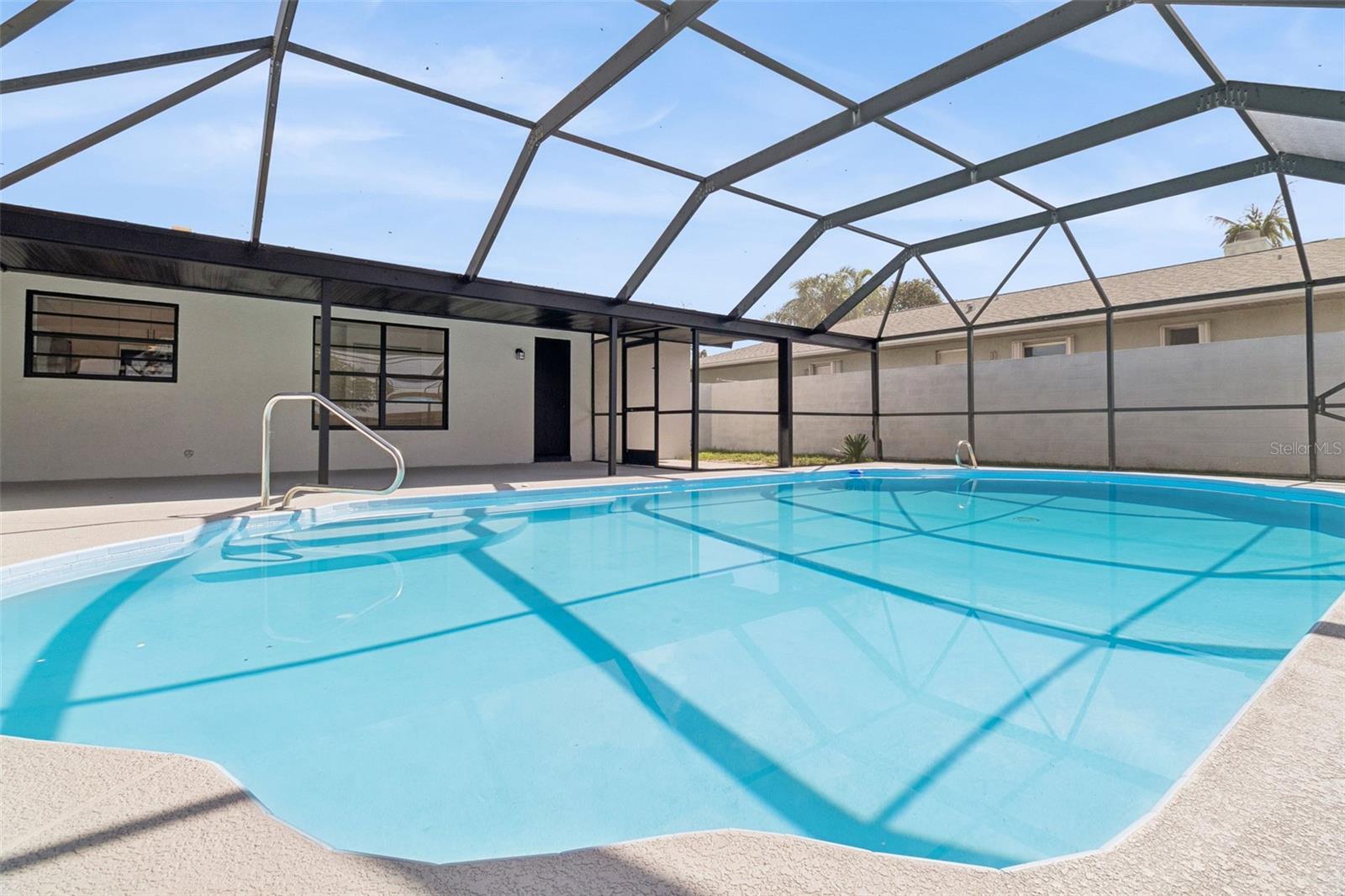 RIVIERA 1ST ADD - Residential