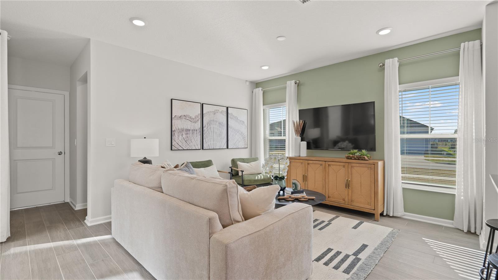 WELLNESS WAY 32S - Residential