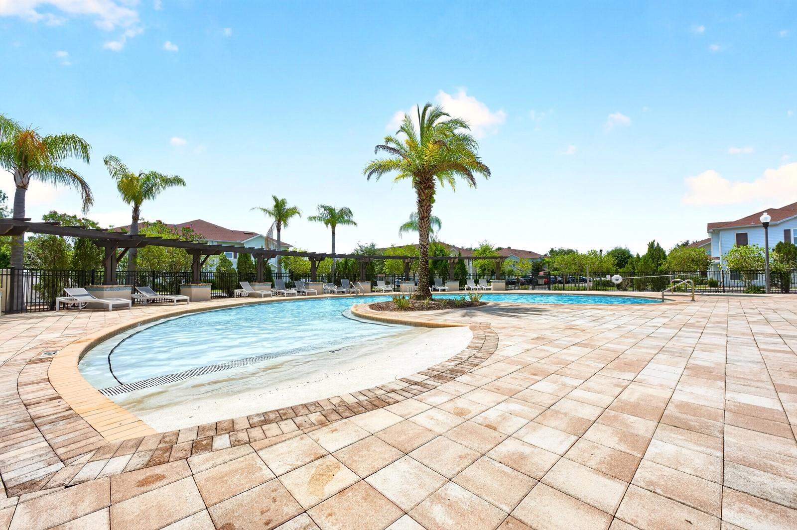 WEST LUCAYA VILLAGE - Residential