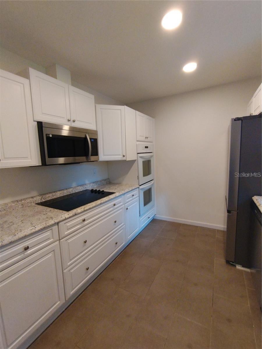ATLANTIS INDUST & BUS - Residential Lease