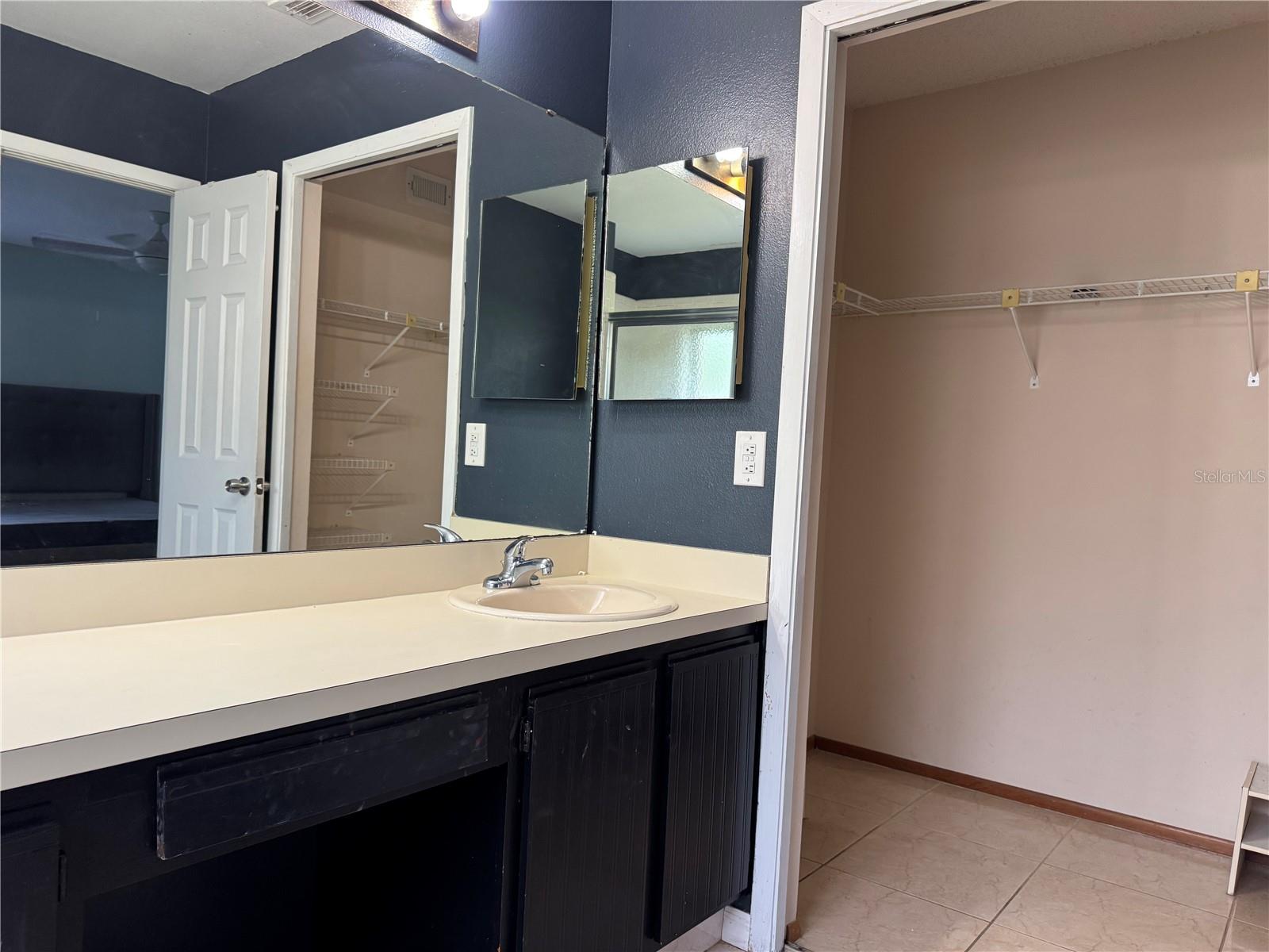 HIDDEN OAK ESTATES - Residential