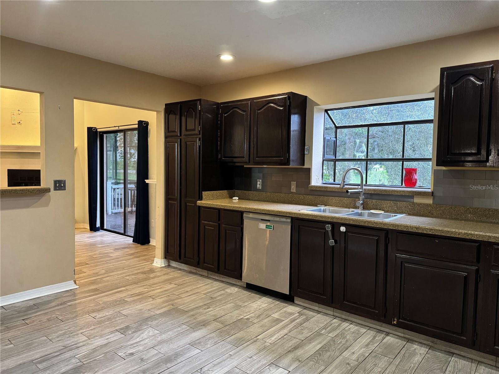 HIDDEN OAK ESTATES - Residential