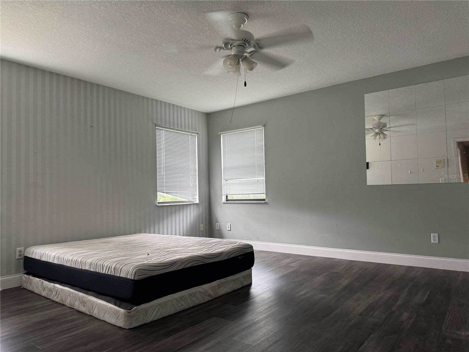HIDDEN OAK ESTATES - Residential
