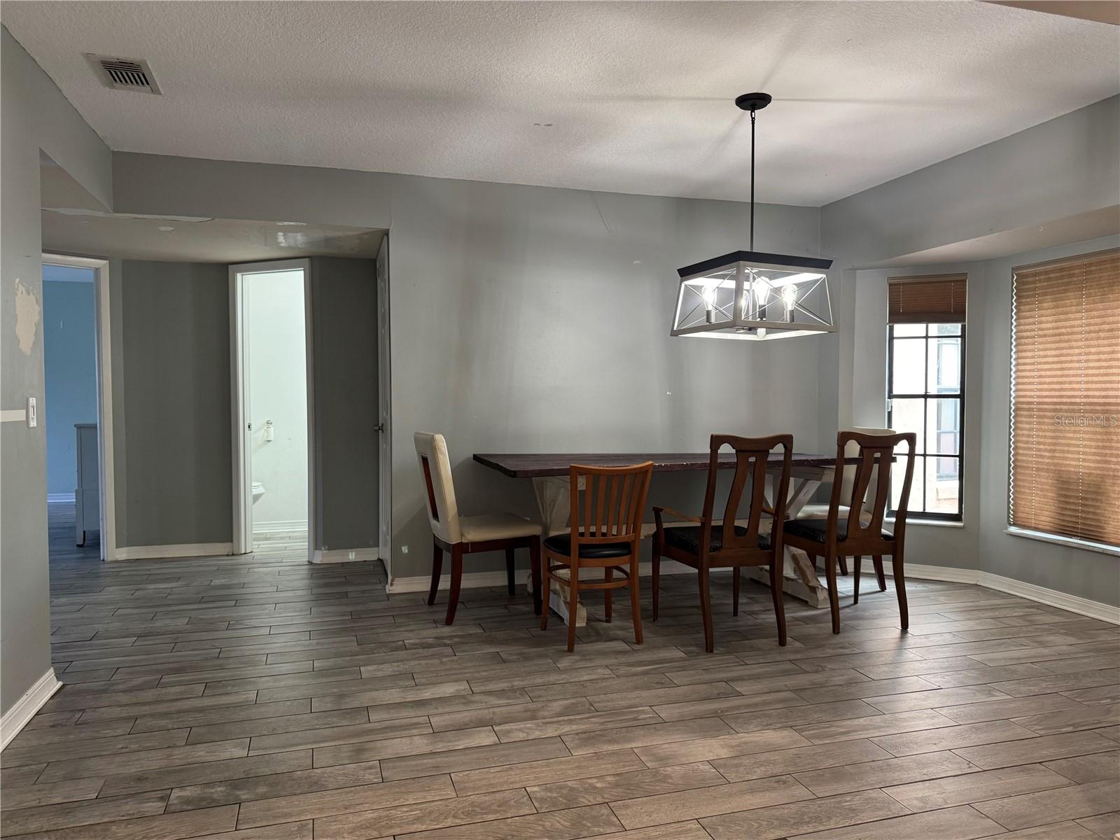 HIDDEN OAK ESTATES - Residential