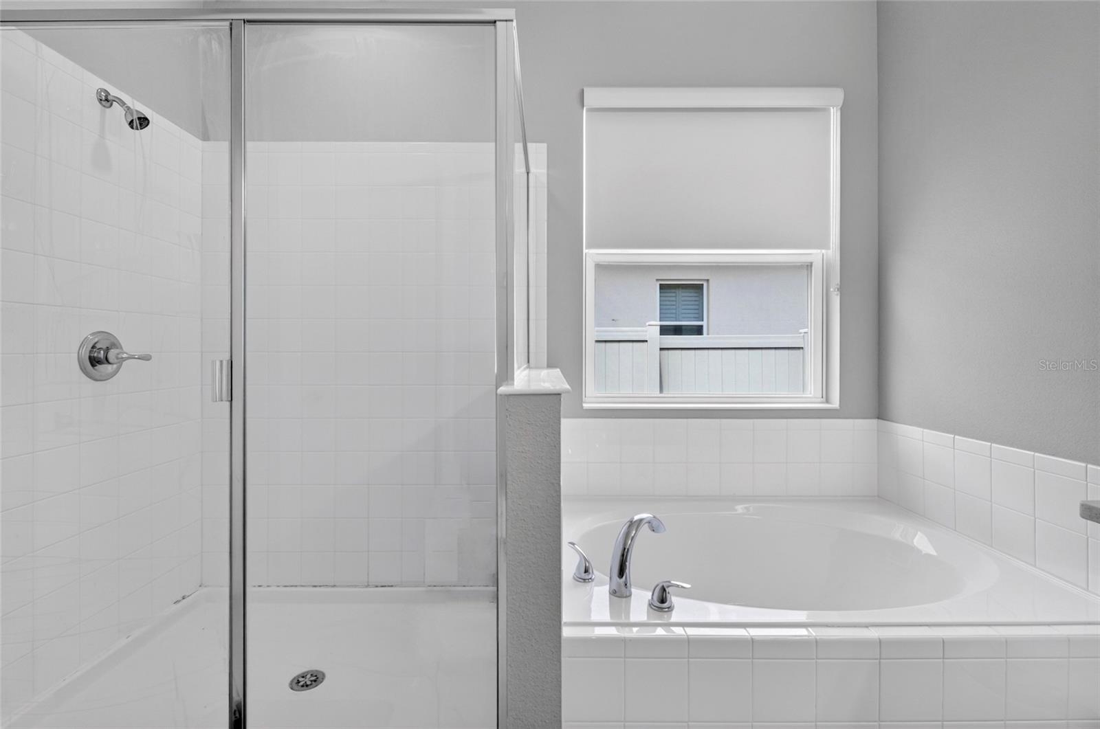 ROPER RESERVE - Residential
