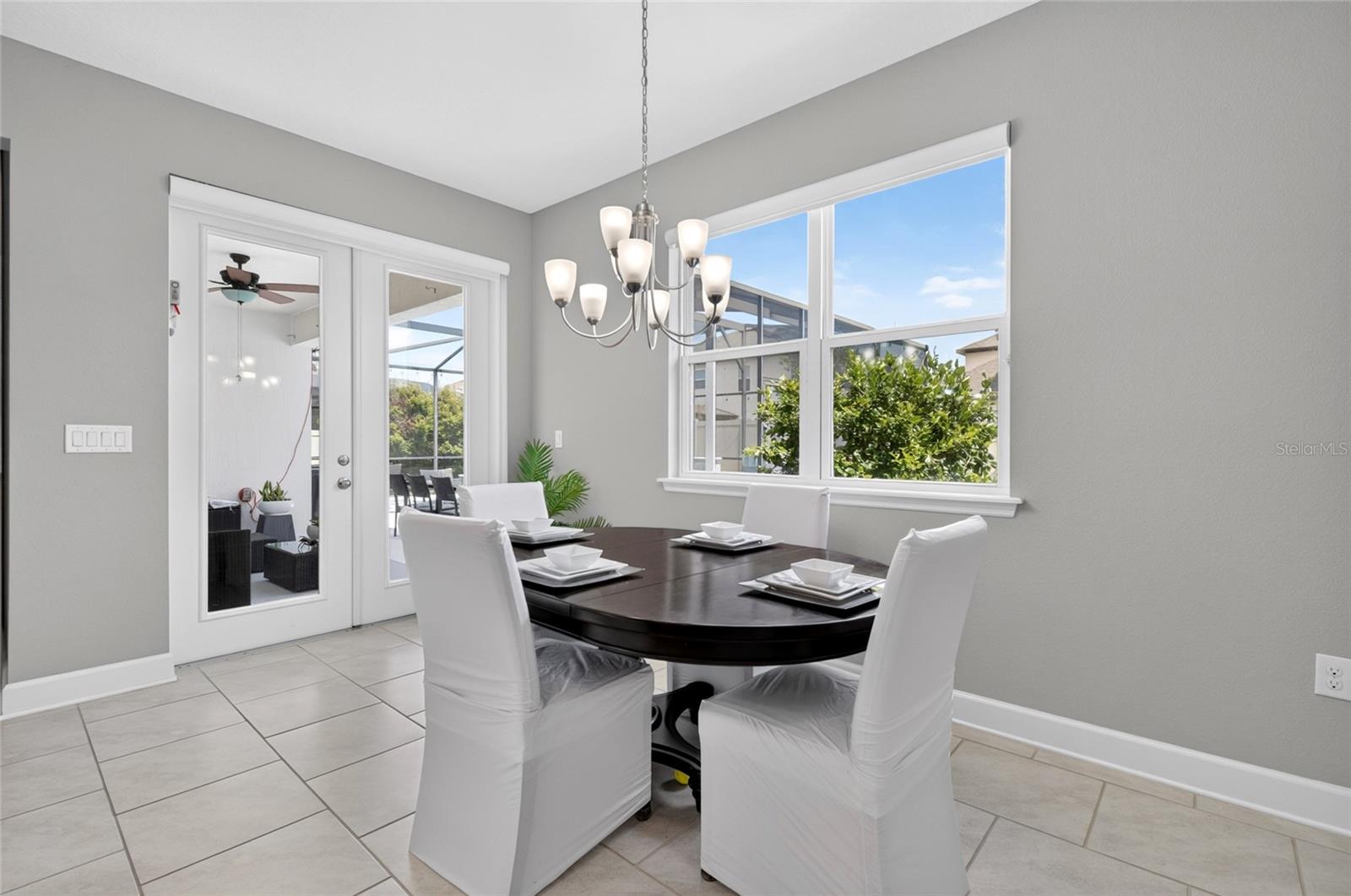 ROPER RESERVE - Residential