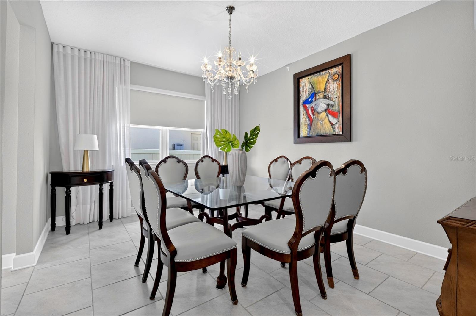 ROPER RESERVE - Residential