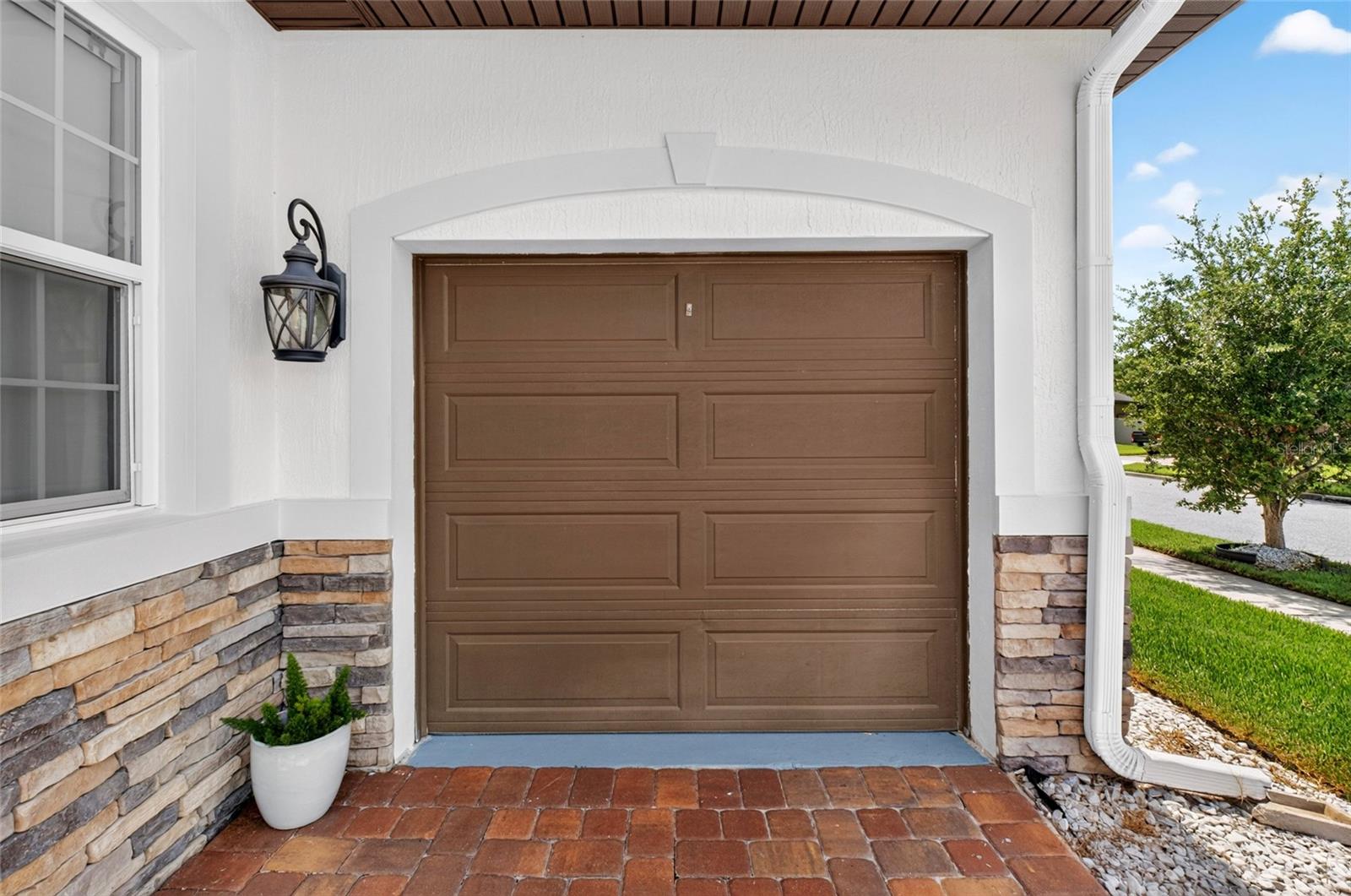 ROPER RESERVE - Residential