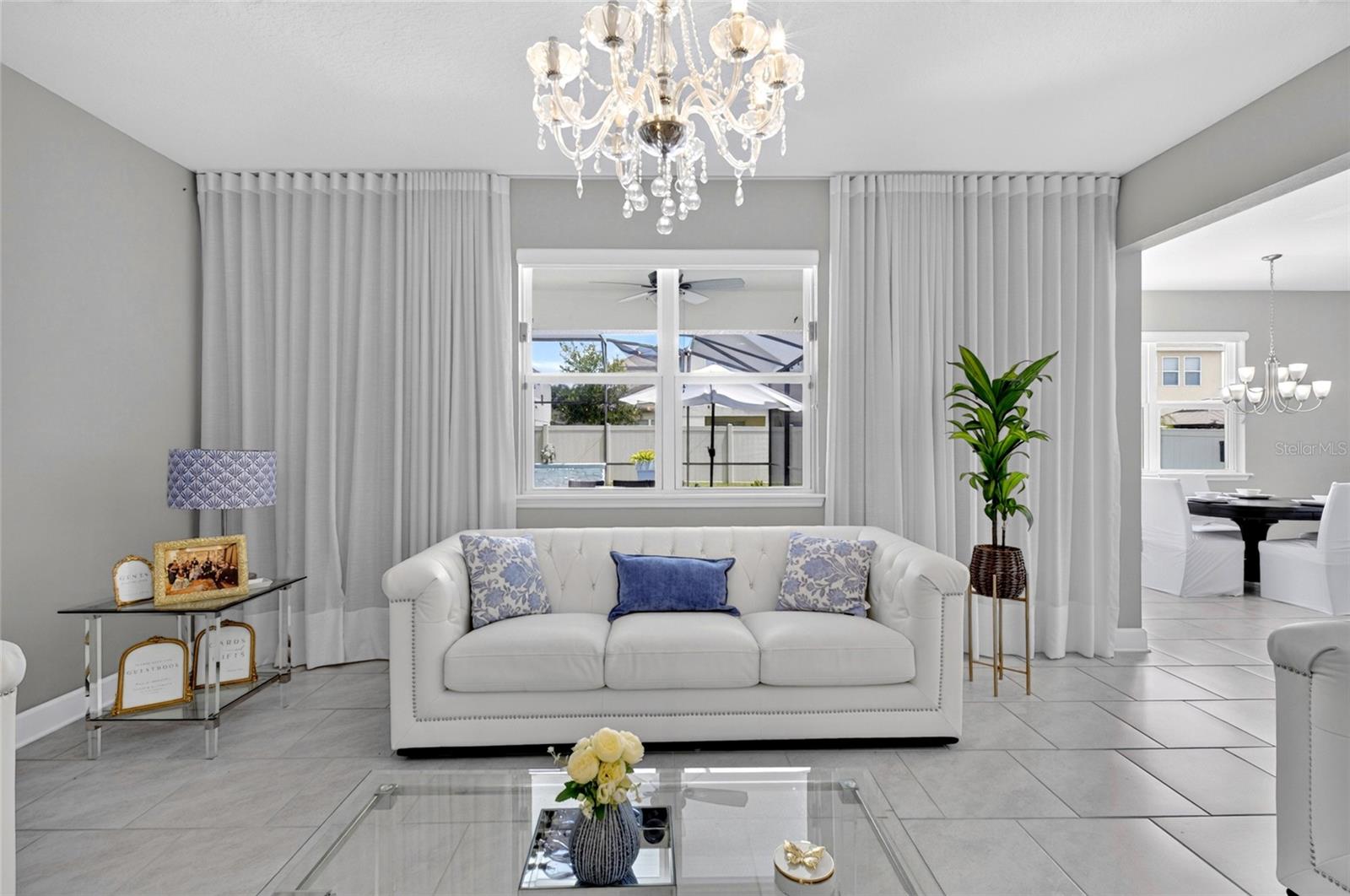 ROPER RESERVE - Residential