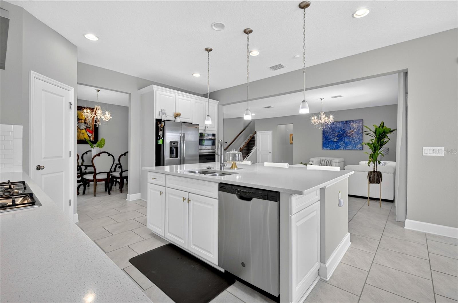 ROPER RESERVE - Residential