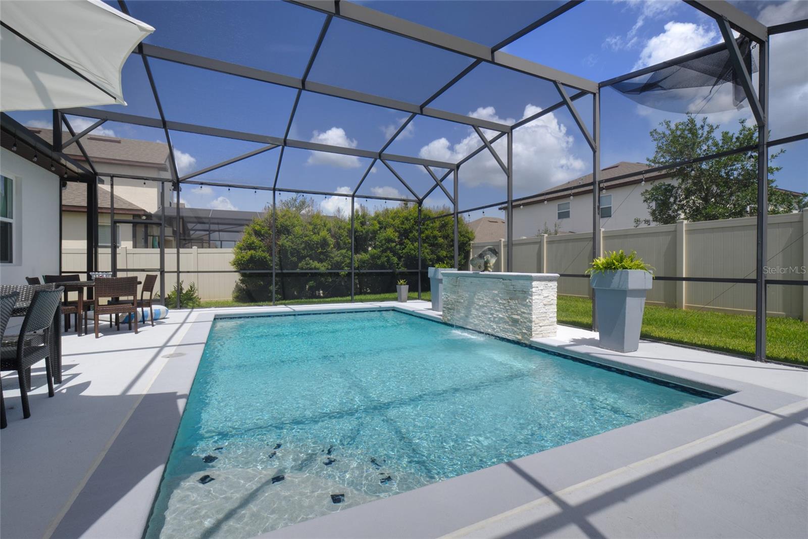ROPER RESERVE - Residential