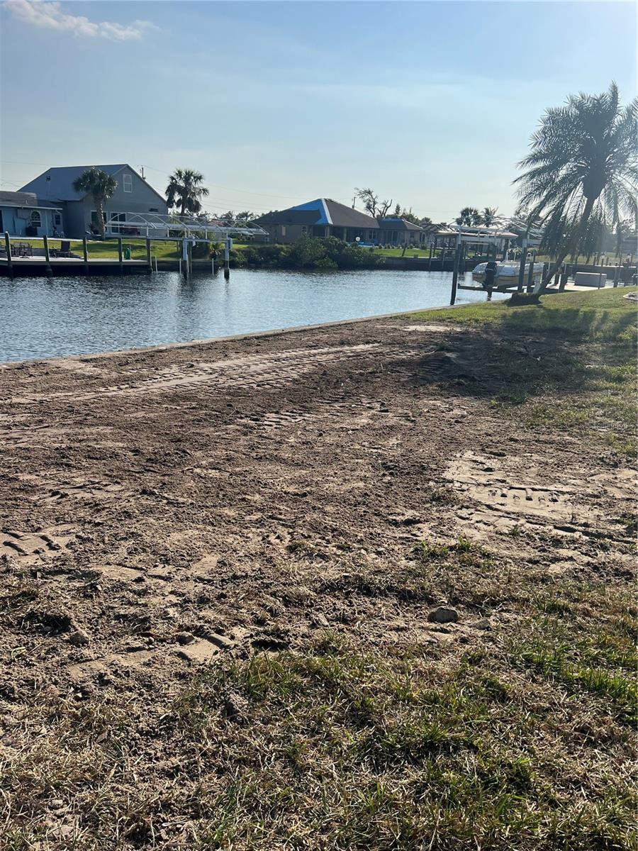 PORT CHARLOTTE SEC 060 - Land
