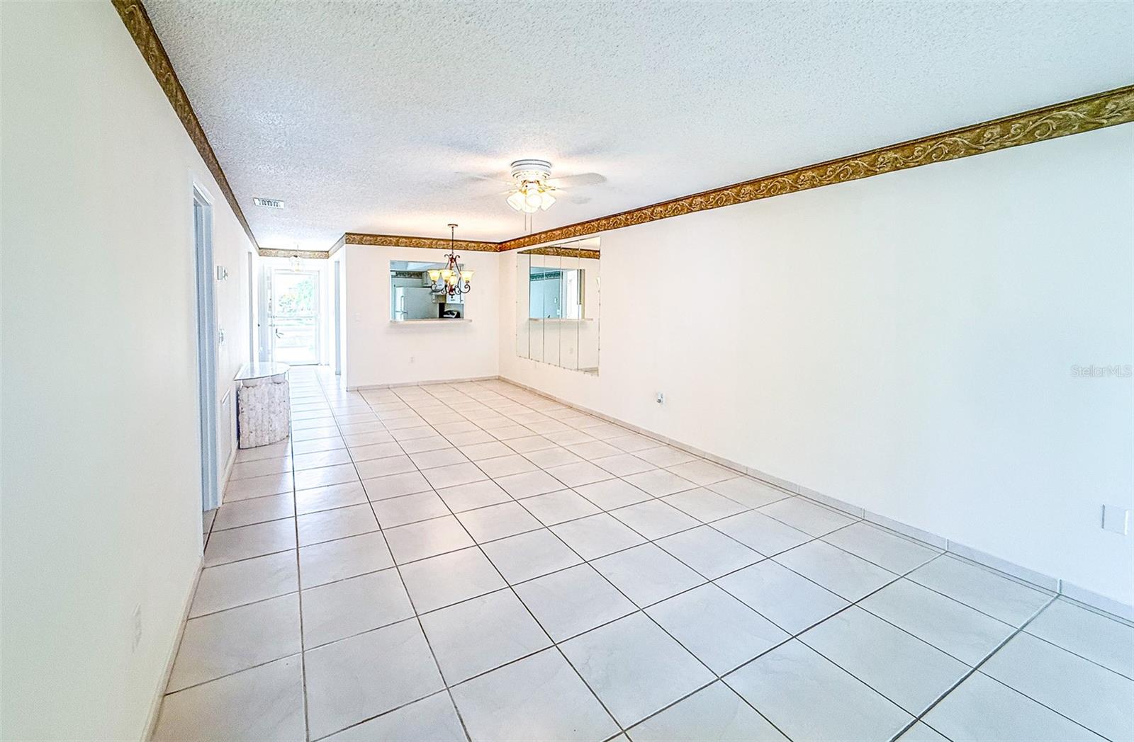 PINEWOOD VILLAGE VIII - Residential Lease