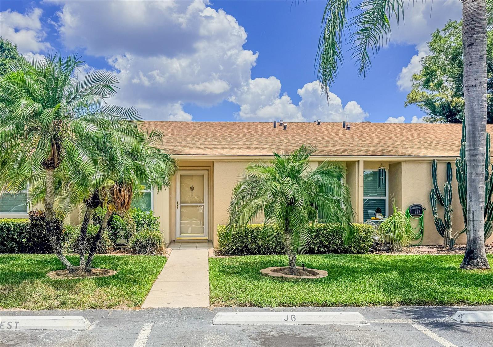 PINEWOOD VILLAGE VIII - Residential Lease