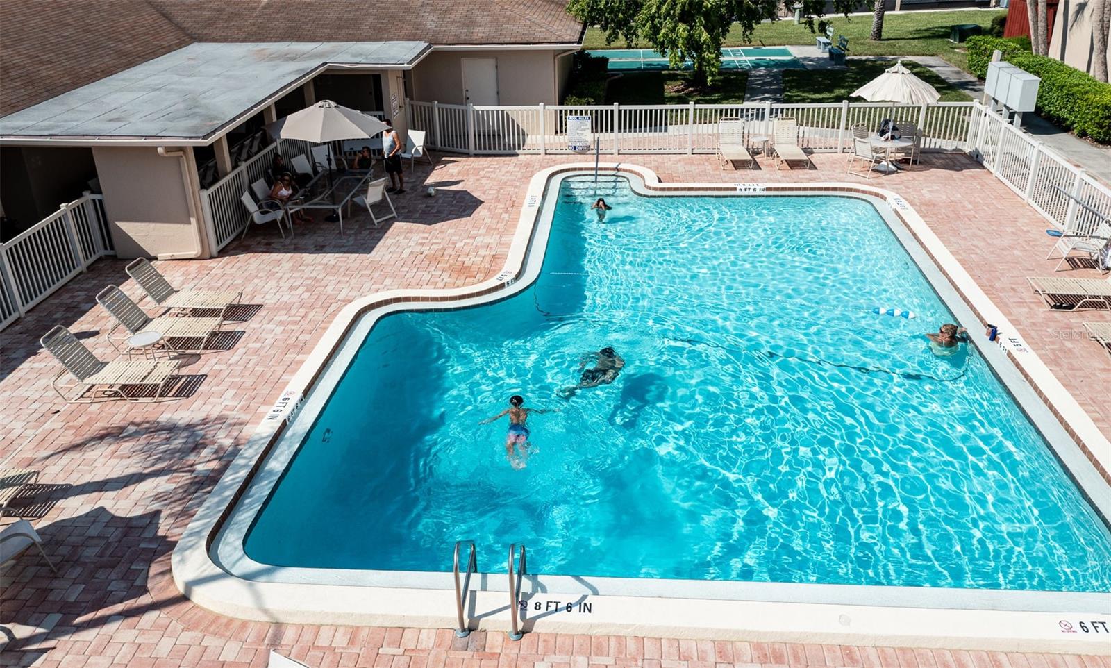 PINEWOOD VILLAGE VIII - Residential Lease