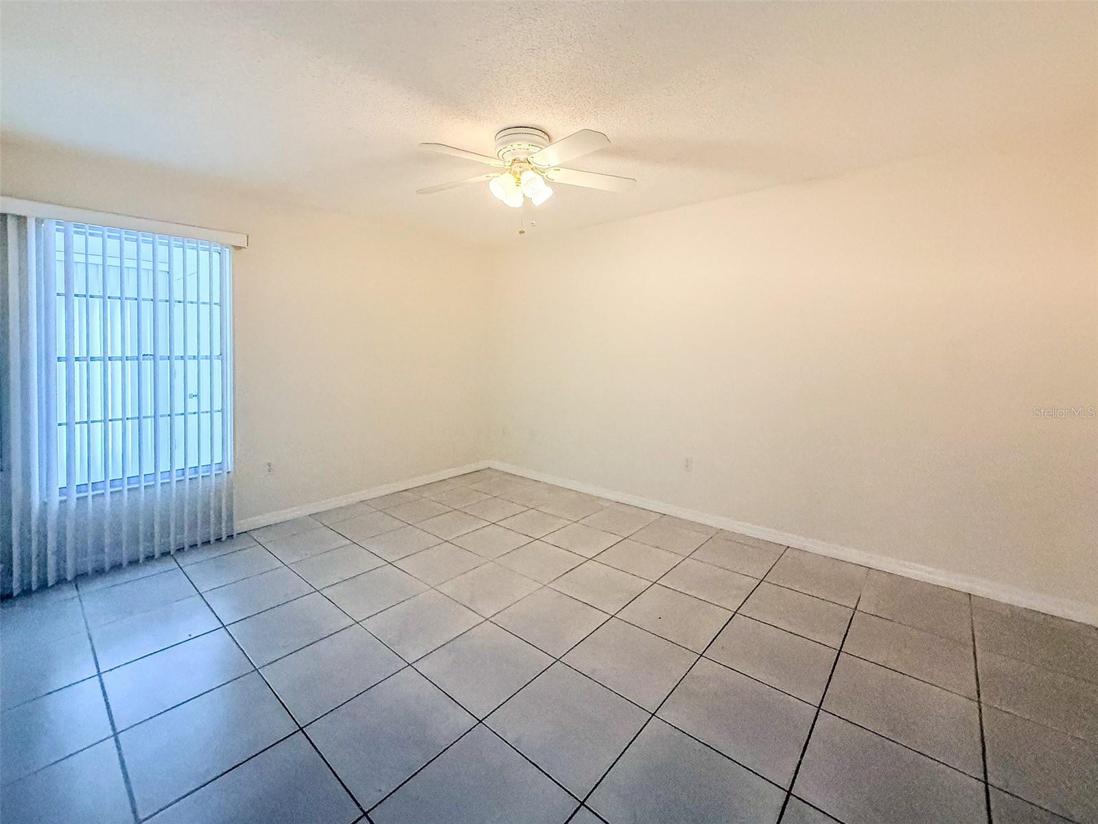 PINEWOOD VILLAGE VIII - Residential Lease