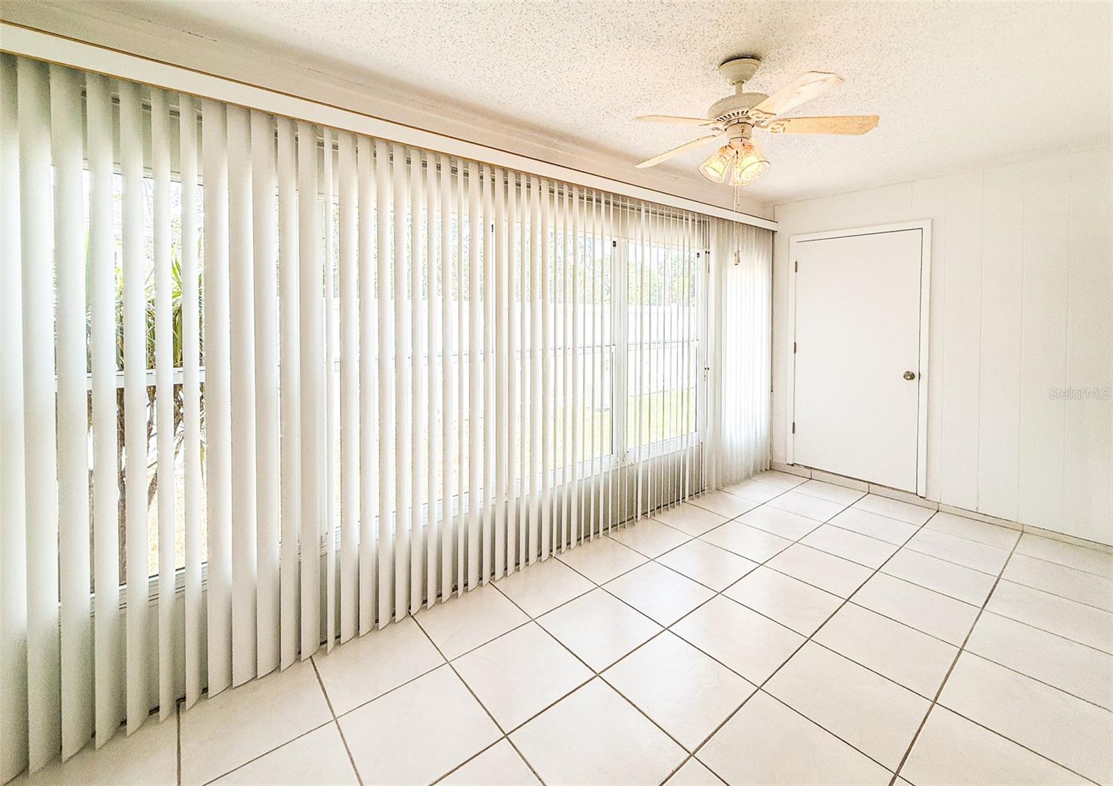 PINEWOOD VILLAGE VIII - Residential Lease