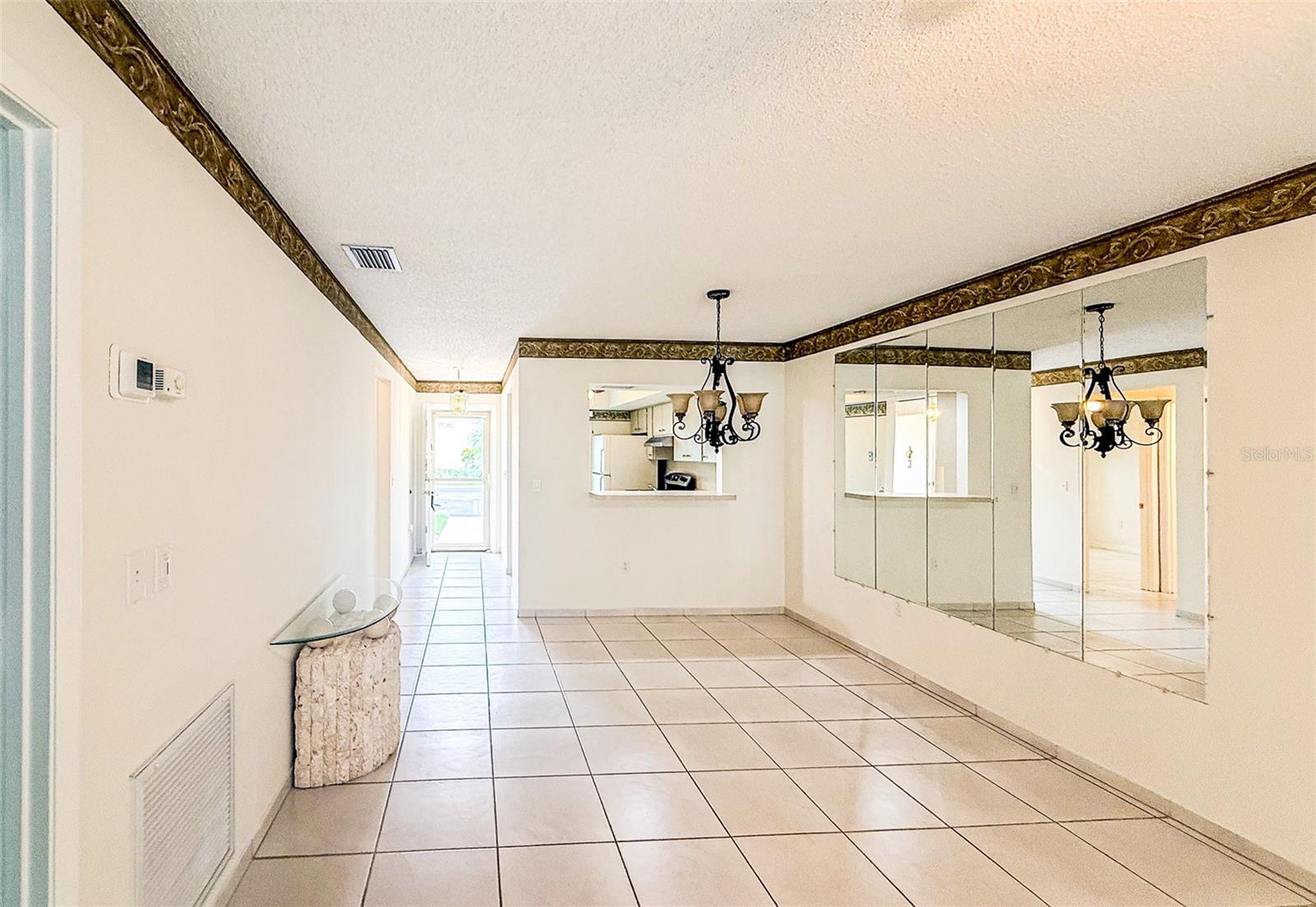 PINEWOOD VILLAGE VIII - Residential Lease